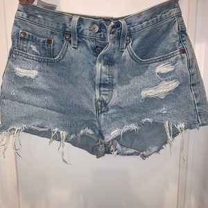 Levi’s shorts